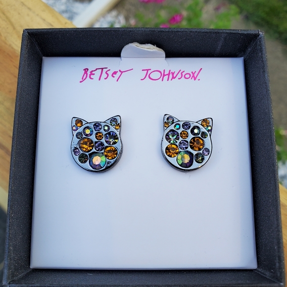 Betsey Johnson Pave Crystal Kitty Cat Earrings - Picture 3 of 6